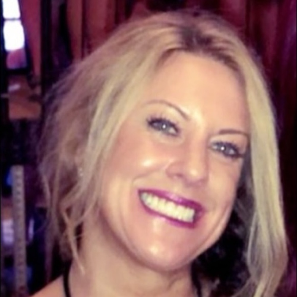 Meet your Posher, Deana